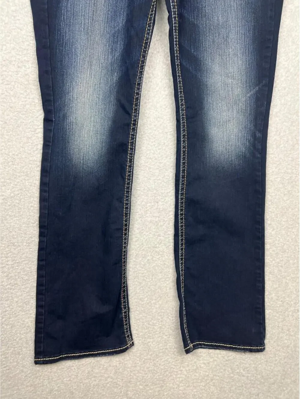 Silver Jeans Suki Super Stretch Mid Slim Boot Jeans W30 L33 Dark Wash Western